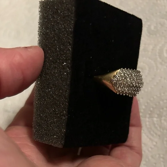 3g 10K 1 & 1/2 carat  Diamond SOLID Yellow Gold NATURAL Diamond  Ring 1.… - Picture 10 of 15